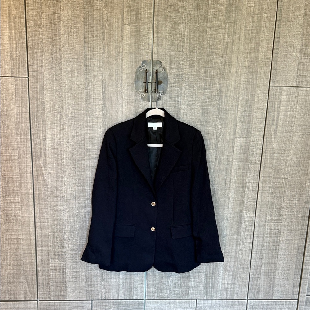Zara Straight Cut‎ Buttoned Blazer